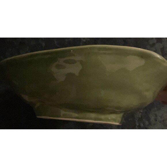 Vintage Olfaire Green Pepper Dish Bowl #867 Portugal 8' long x 7 1/4W x 2 1/4 H - Picture 6 of 6